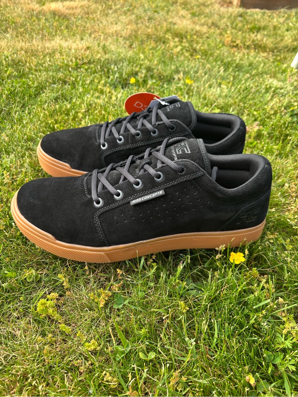 New With TAGS AND BOX Men’s Sleuth Black Suede Shoes with Gum Sole